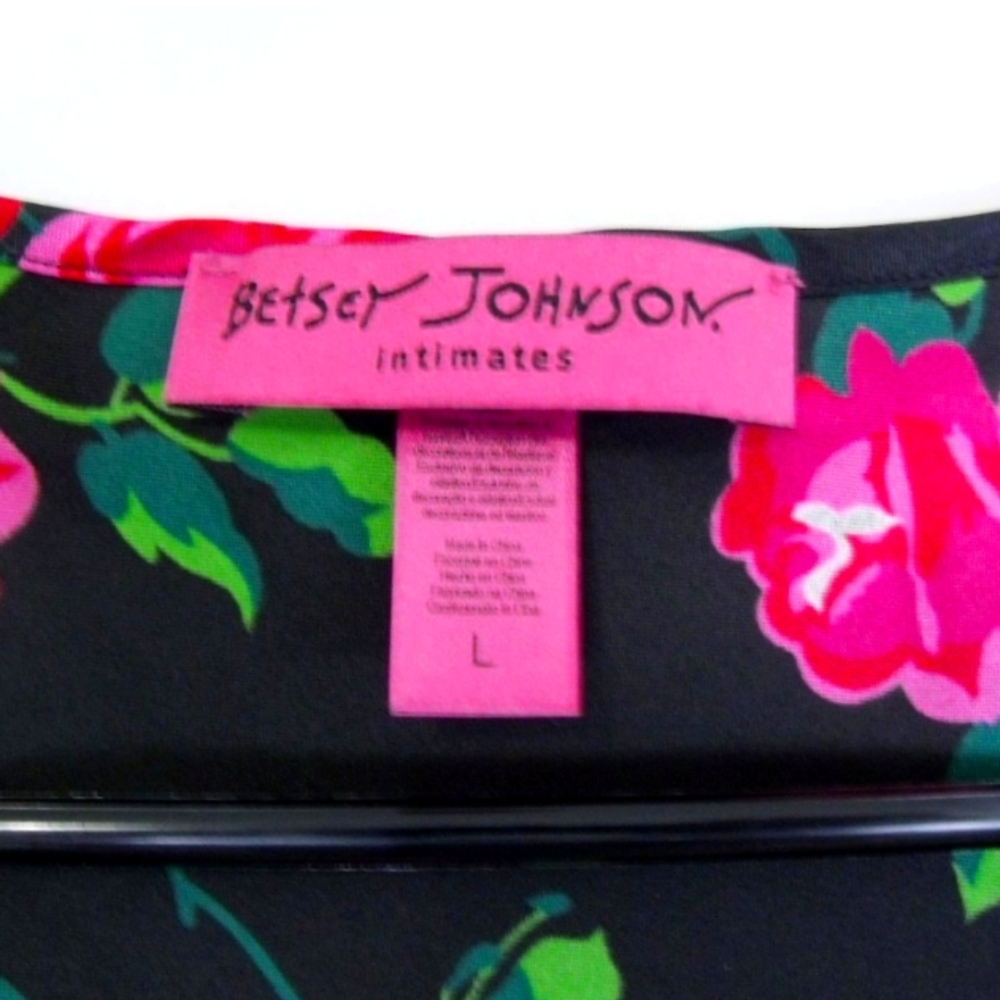 🌹🌺Betsey Johnson Top🌹